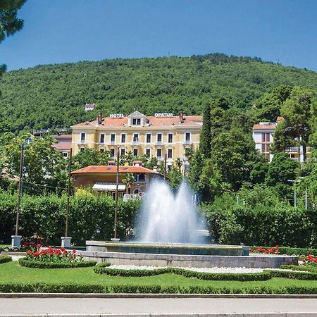 1 Bedroom Gorgeous Apartment In Opatija Exteriör bild